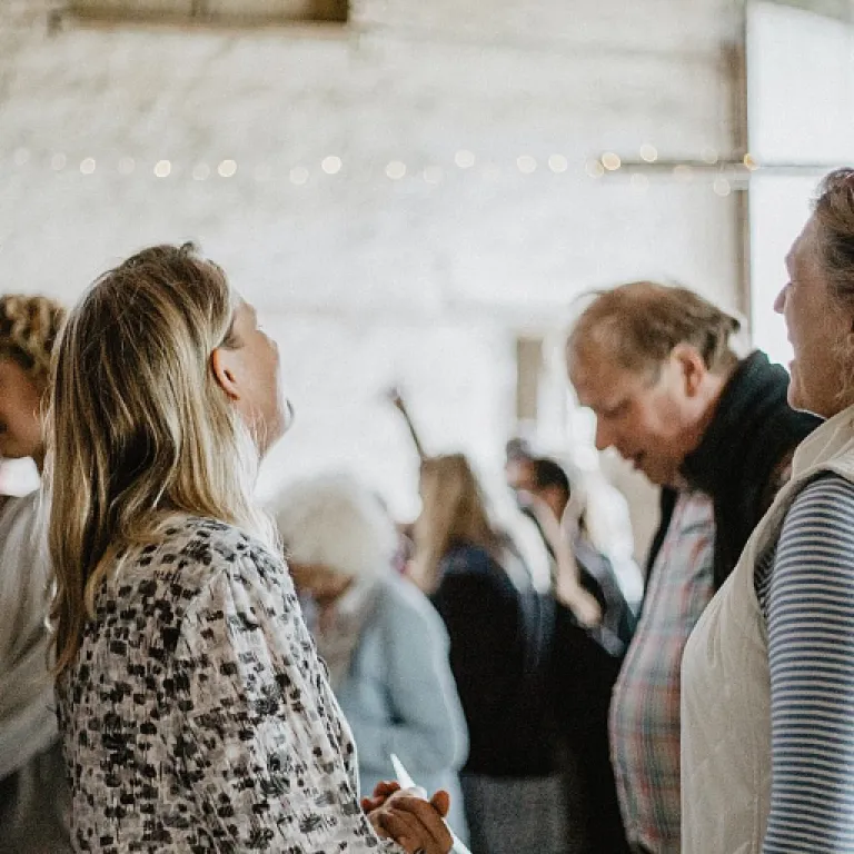 Génération de leads premium : l’activateur de leads au service des événements B2B en Suisse
